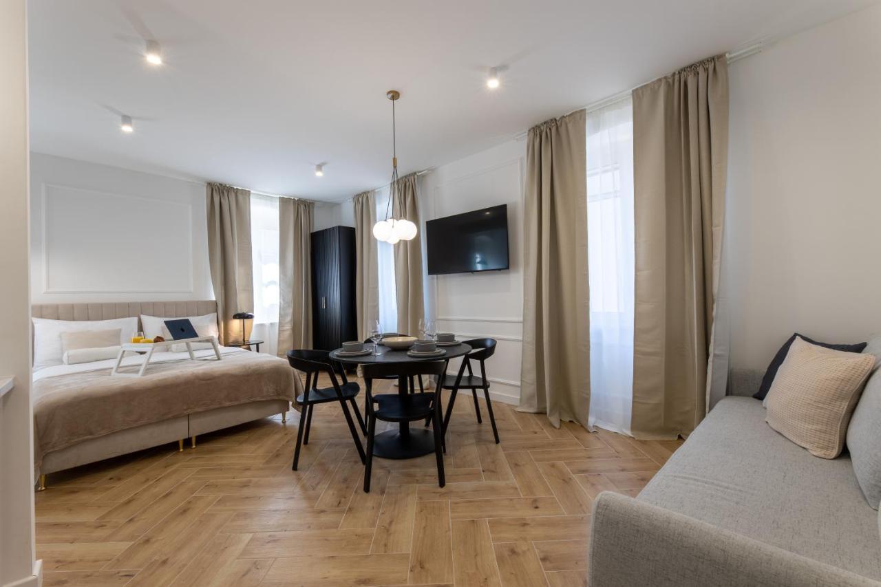 Palace Luxury Suites Split Exterior foto