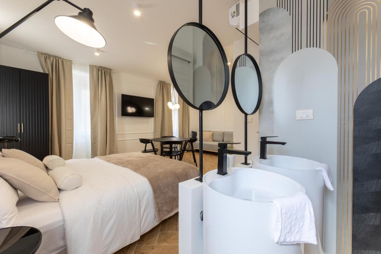Palace Luxury Suites Split Exterior foto