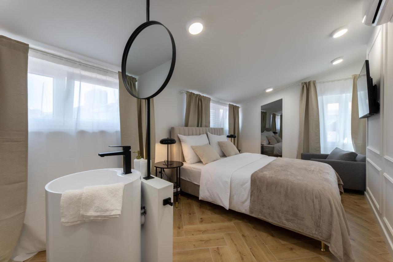 Palace Luxury Suites Split Exterior foto