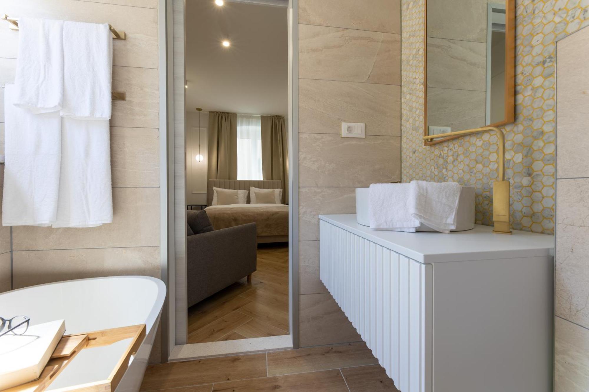 Palace Luxury Suites Split Exterior foto